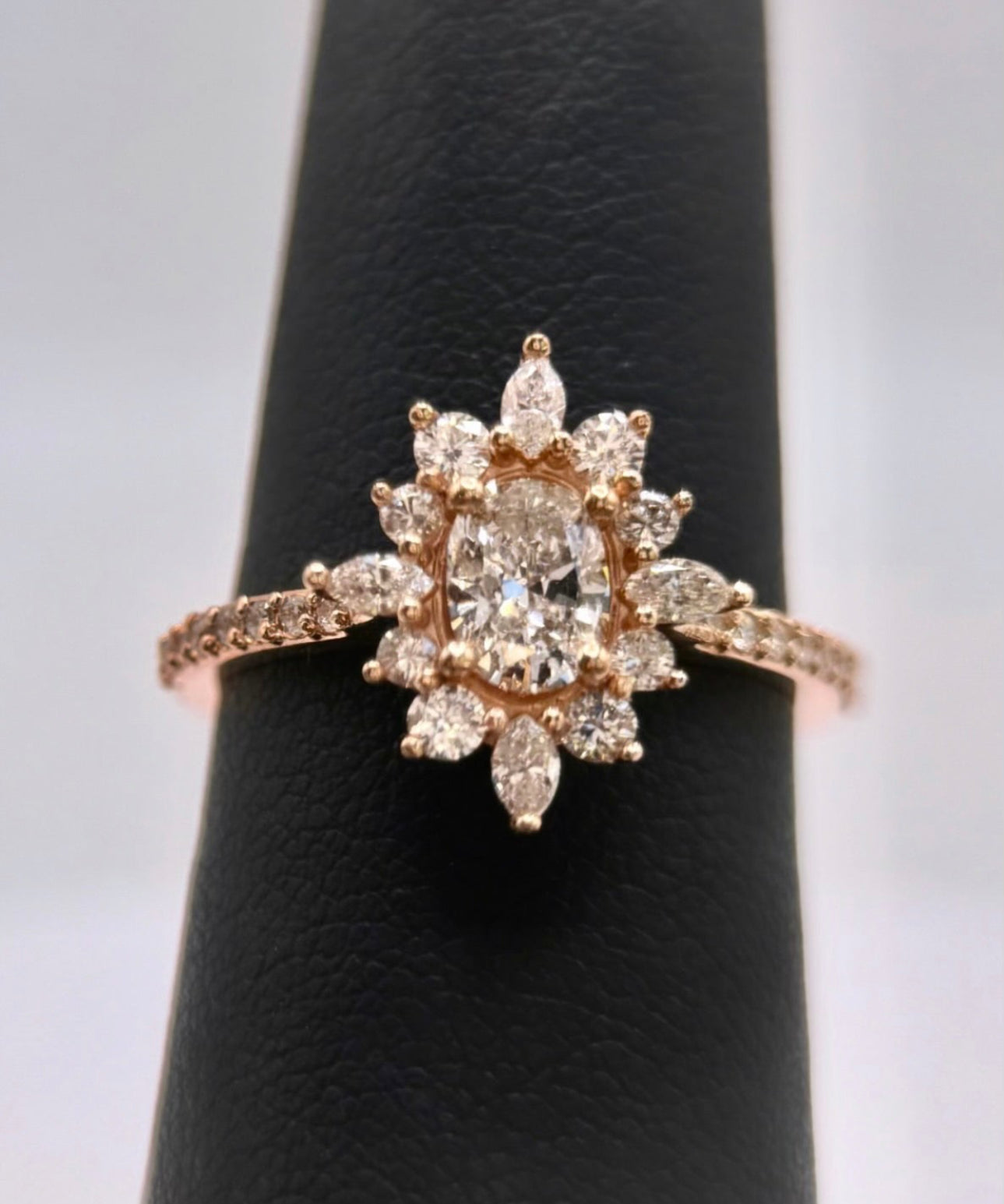 1.06 cttw Vintage Inspired Oval Ring