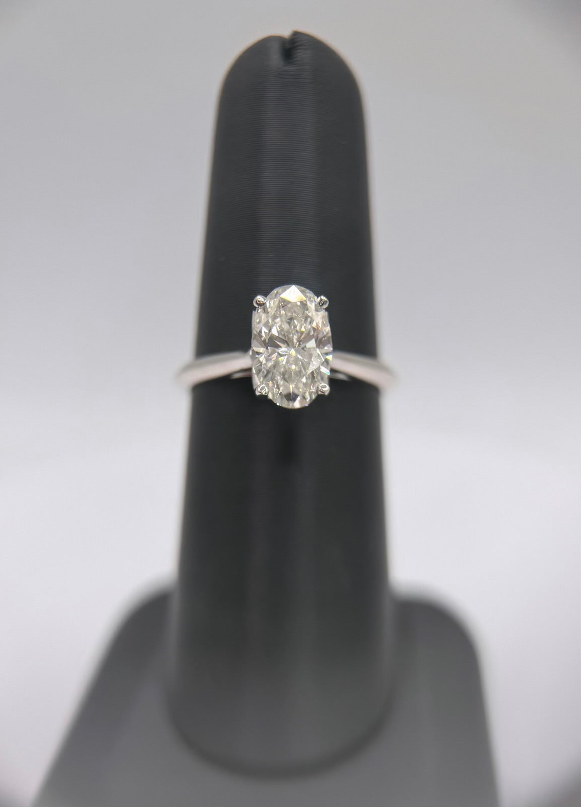 14K White Gold 1.5ct Lab Grown Oval Ring