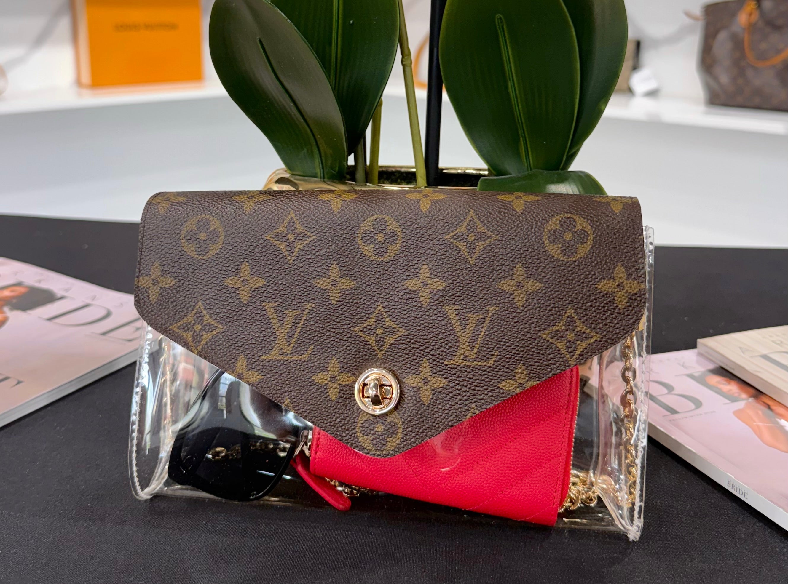 Bag Clearance Lv Clear Beach Bag Louis Vuitton Red/Pink Monogram