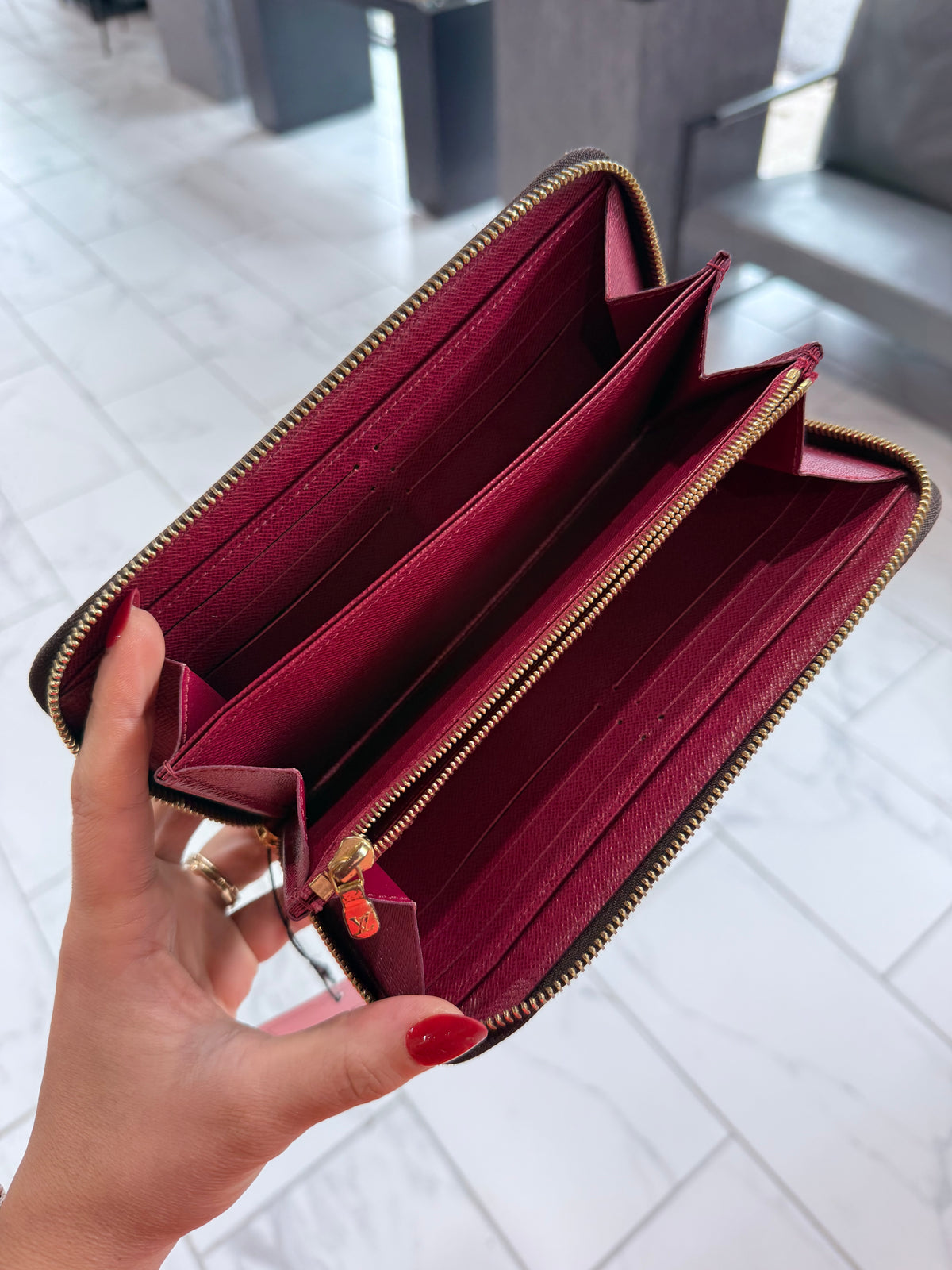 LV Wallet