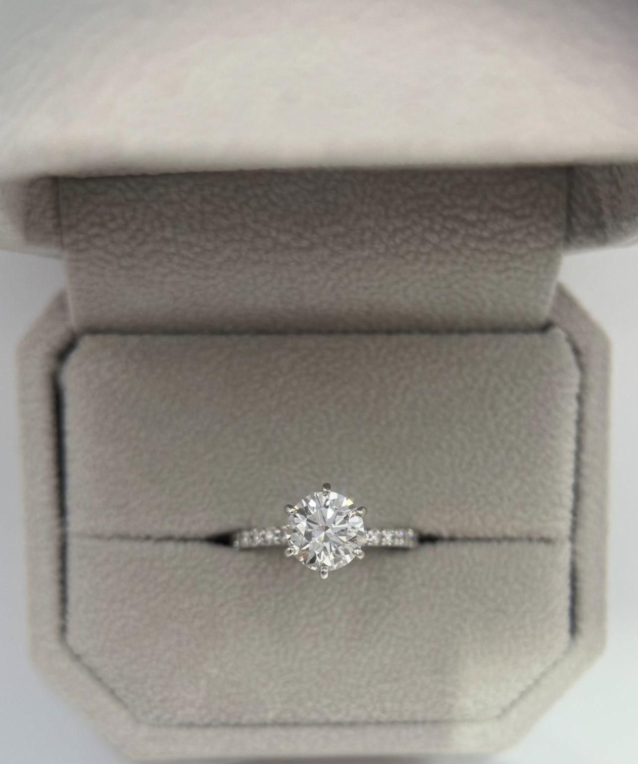 14K White Gold Round Engagement Ring